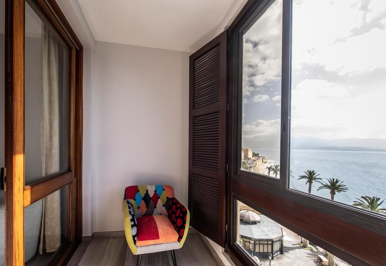 Appartement Front De Mer Hyper Centre Ajaccio  Exterior foto